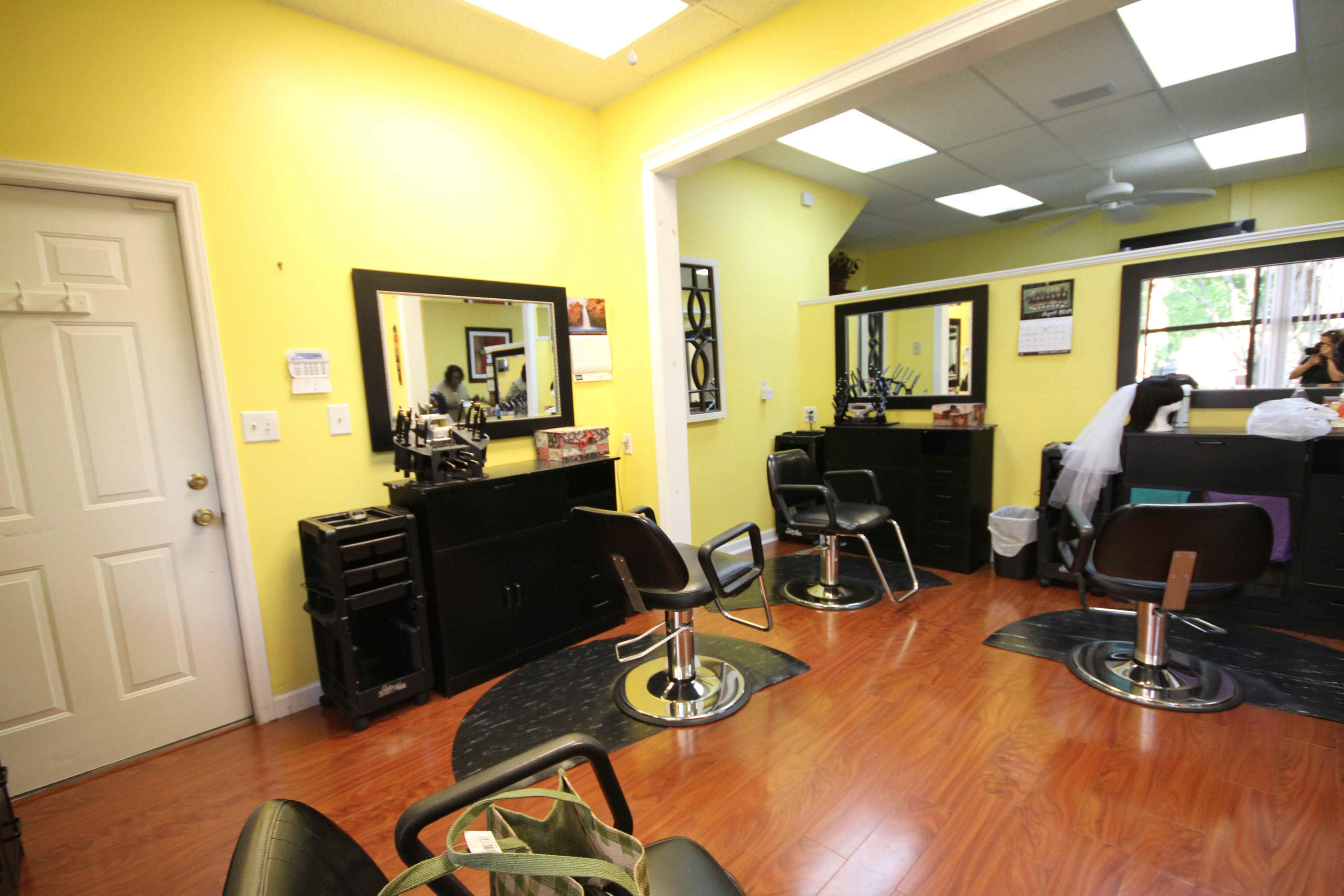 148 Line Street Charleston, SC 29403 - Photo 4 of 10 s_commercialspaceA3