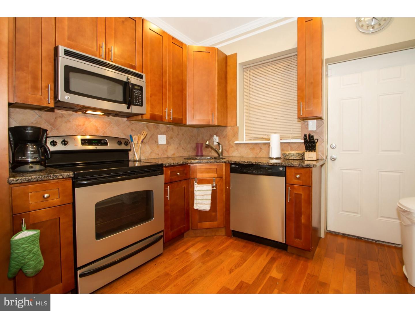 2034 Tasker Street Philadelphia, PA 19145 - Photo 12 of 23 Gallery Image 12