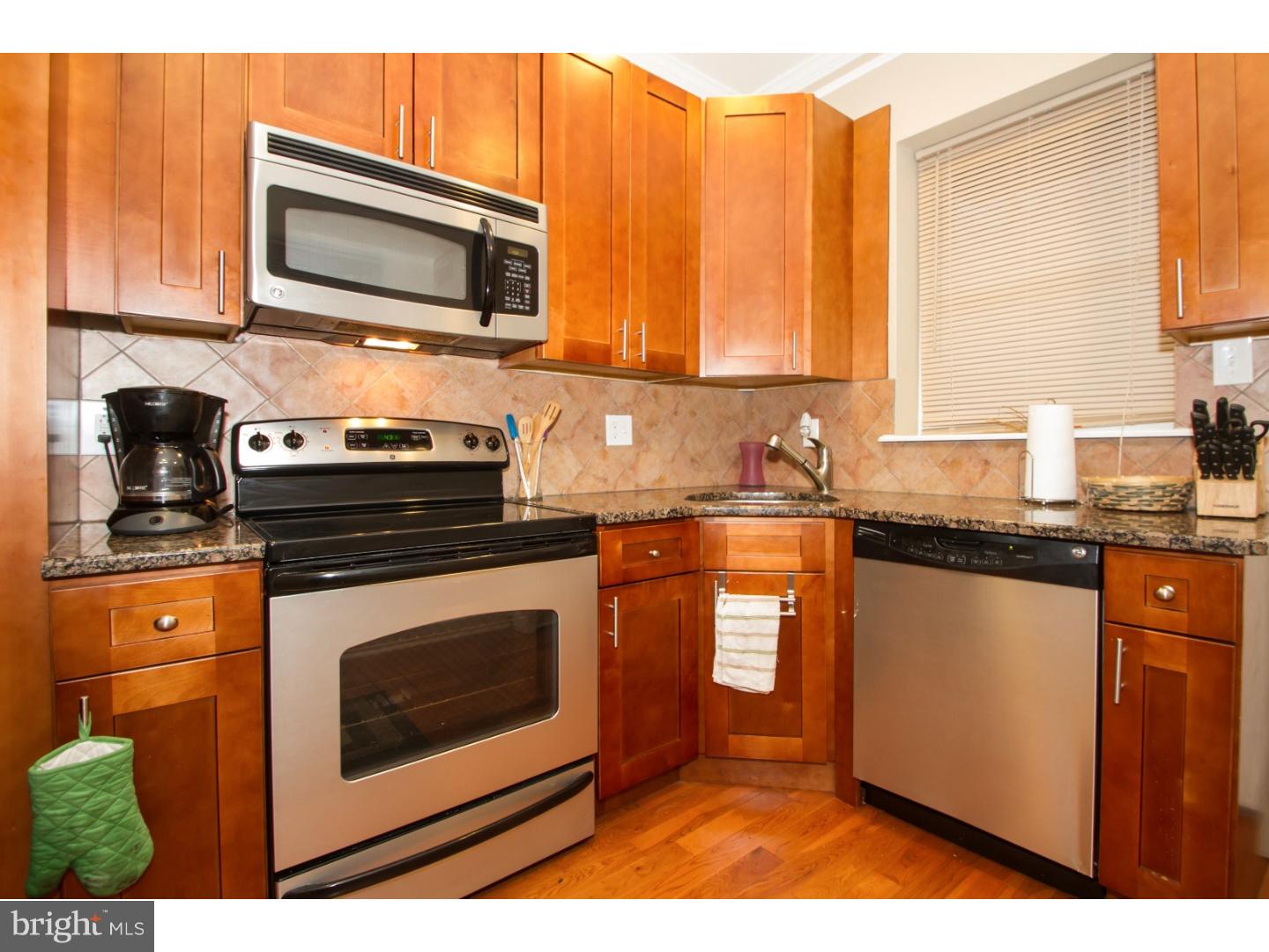 2034 Tasker Street Philadelphia, PA 19145 - Photo 13 of 23 Gallery Image 13