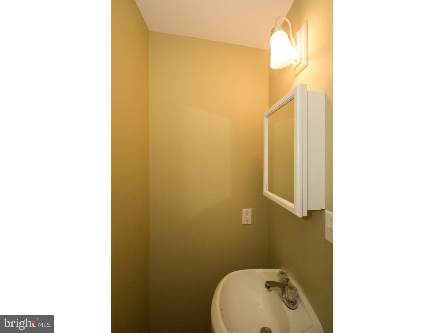 2034 Tasker Street Philadelphia, PA 19145 - Photo 9 of 23 Gallery Image 9