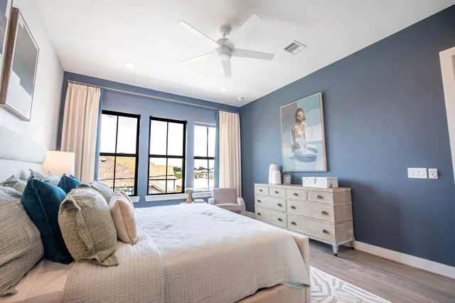 $689,999 | 1720 Sedola Lane, Houston, TX 77055