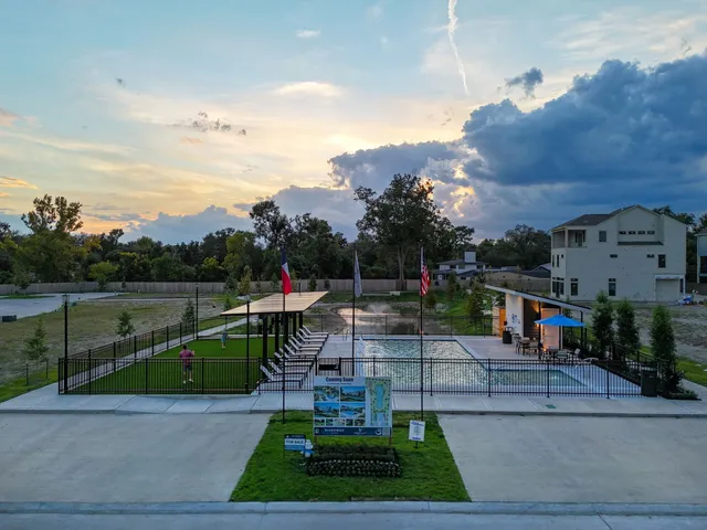 $689,999 | 1720 Sedola Lane, Houston, TX 77055