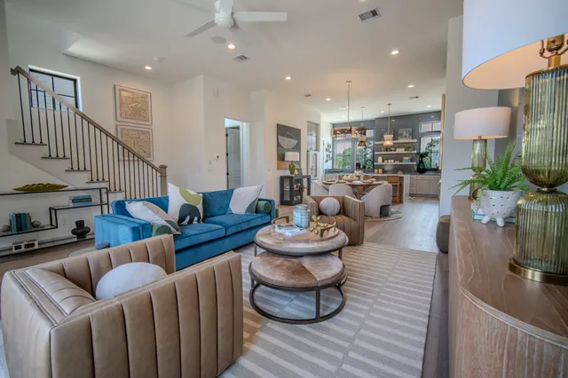 $689,999 | 1720 Sedola Lane, Houston, TX 77055