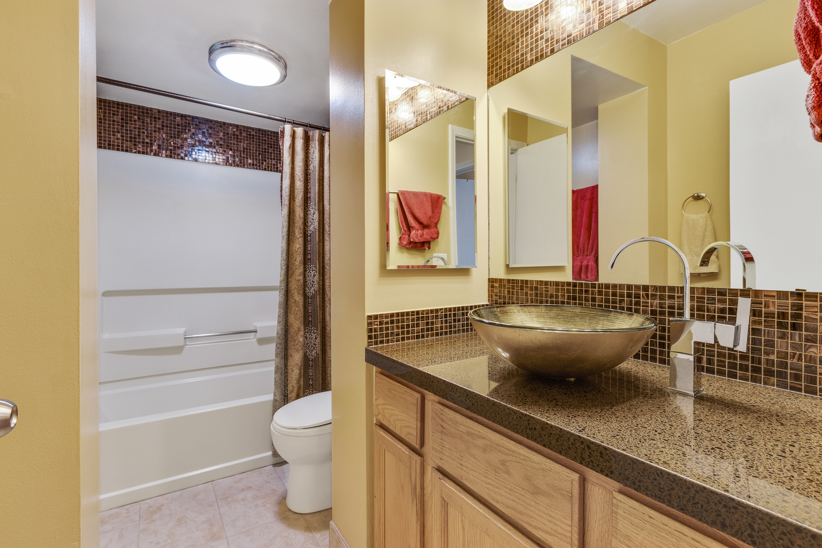 264 Rodenburg Road Roselle, IL 60172 - Photo 14 of 24