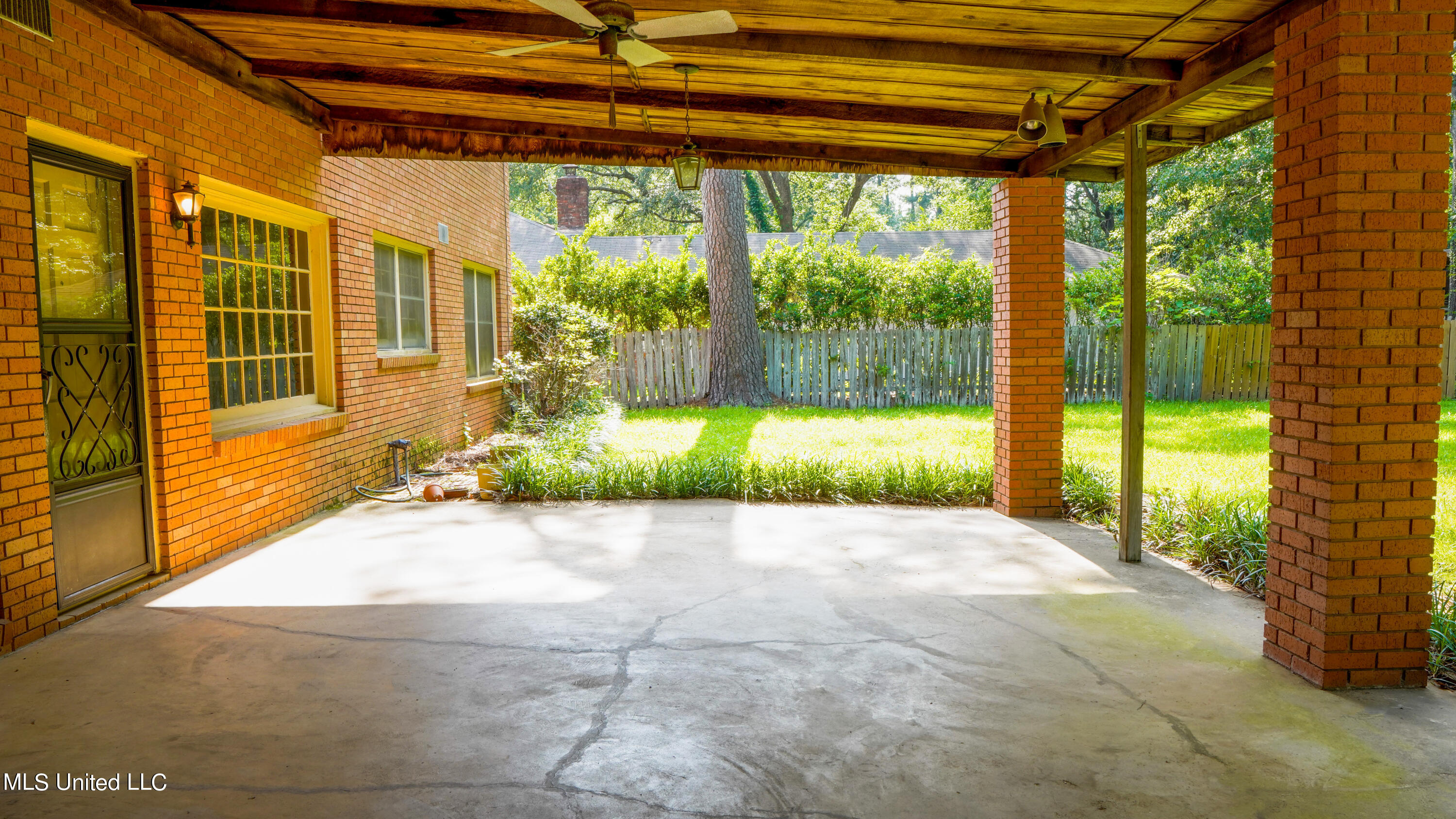 5348 Briarfield Road Jackson, MS 39211 - Photo 49 of 54 A7400554-HDR-2