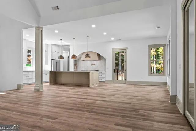 $2,700,000 | 1281 Snug Harbor Drive, Greensboro, GA 30642