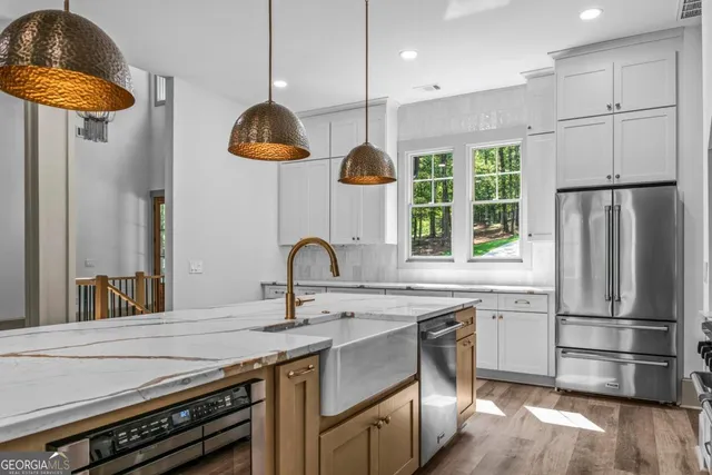 $2,700,000 | 1281 Snug Harbor Drive, Greensboro, GA 30642