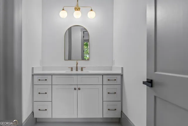 $2,700,000 | 1281 Snug Harbor Drive, Greensboro, GA 30642