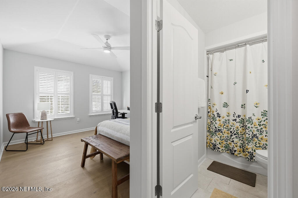 7956 Hollyridge Road Jacksonville, FL 32256 - Photo 32 of 50 a workspace with white walls and a window