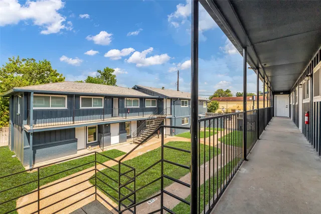 $1,250 | 4706 Yellowstone Boulevard, Unit 21, Houston, TX 77021
