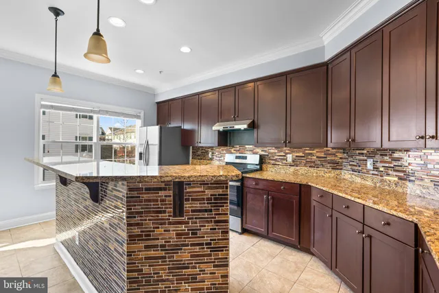 $379,900 | 824 Ryan Street, Baltimore, MD 21230