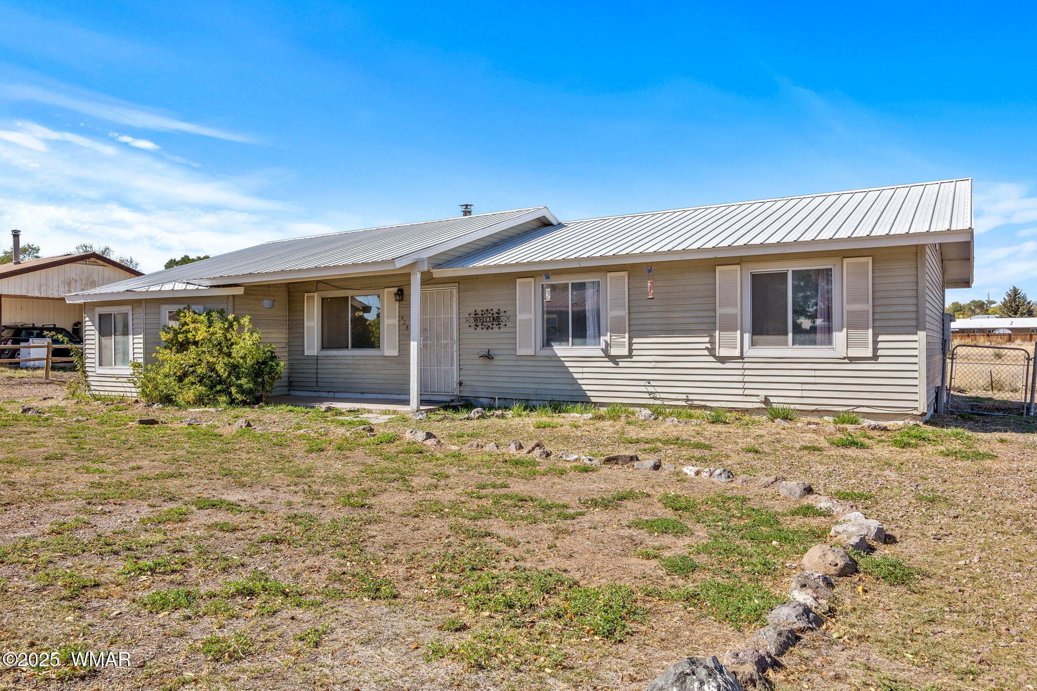 428 South El Cajon Circle Springerville, AZ 85938 - Photo 2 of 33 Front