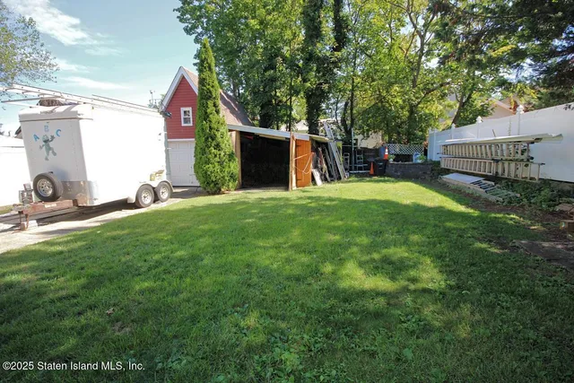 $850,000 | 233 Fisher Avenue | Tottenville