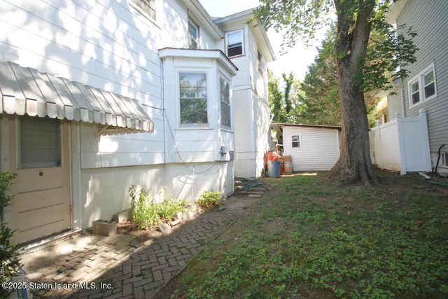 $850,000 | 233 Fisher Avenue | Tottenville