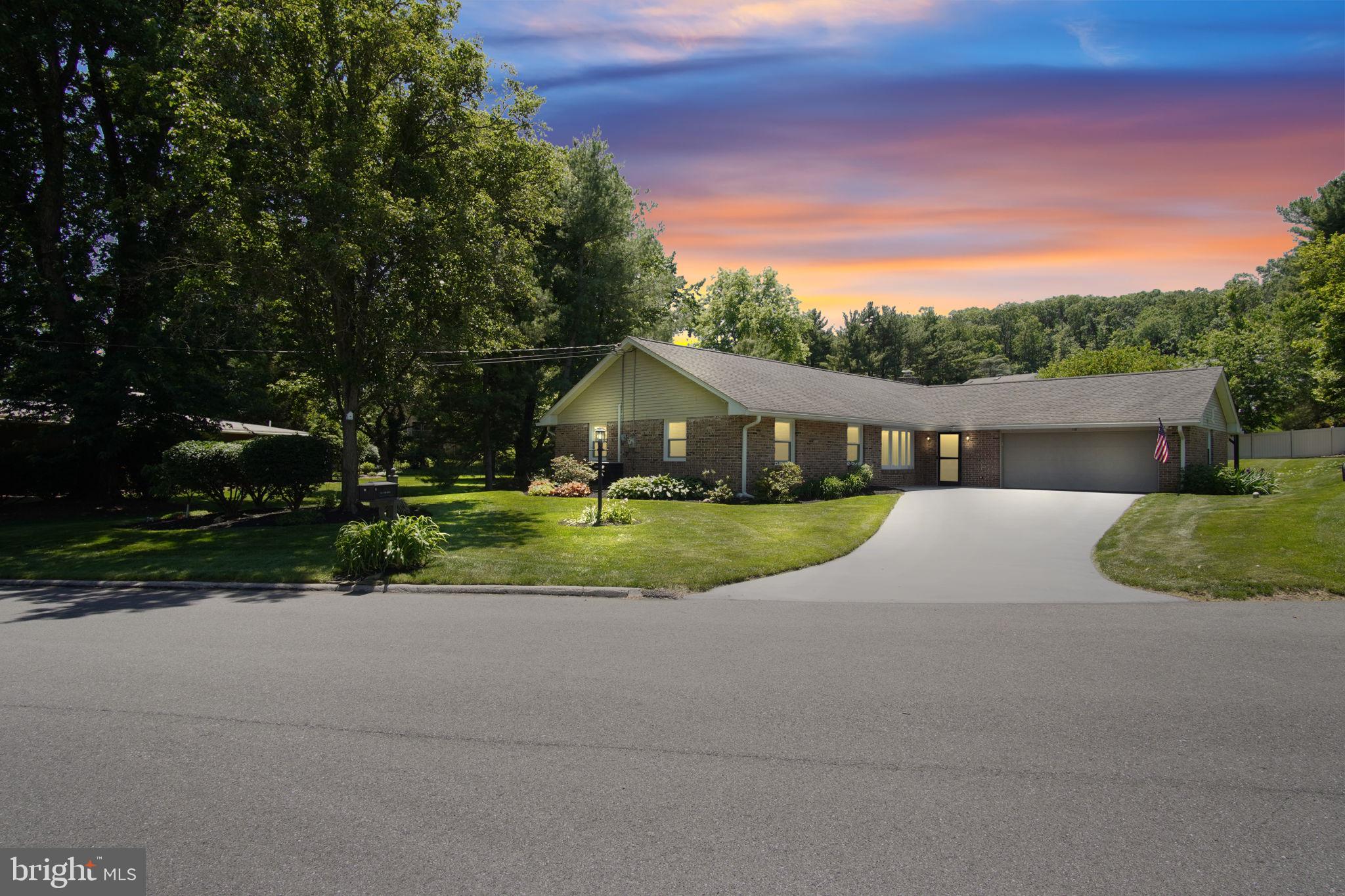 118 Sand Road Hershey, PA 17033 - Photo 2 of 48