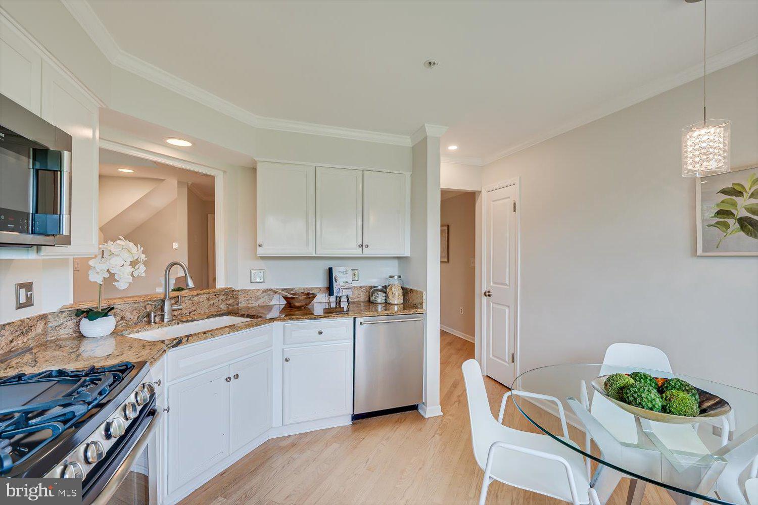527 Brickhouse Road Princeton, NJ 08540 - Photo 15 of 35 Modern kitchen with sleek finishes.