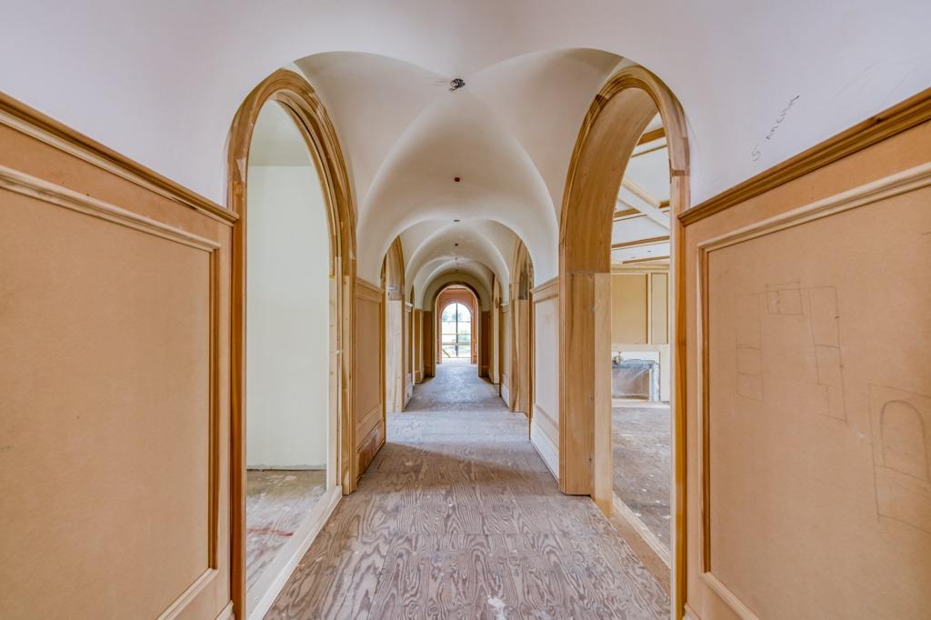 12685 Willow Bluff Clovis, CA 93619 - Photo 11 of 70 Stunning hall ceilings