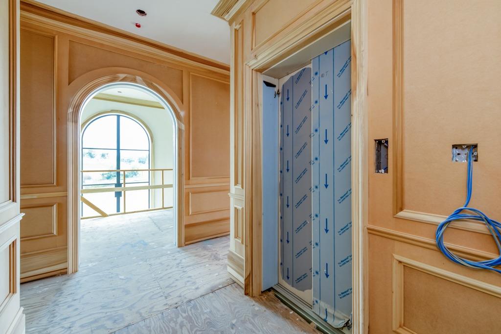 12685 Willow Bluff Clovis, CA 93619 - Photo 27 of 70 Elevator services from garage to upper floor