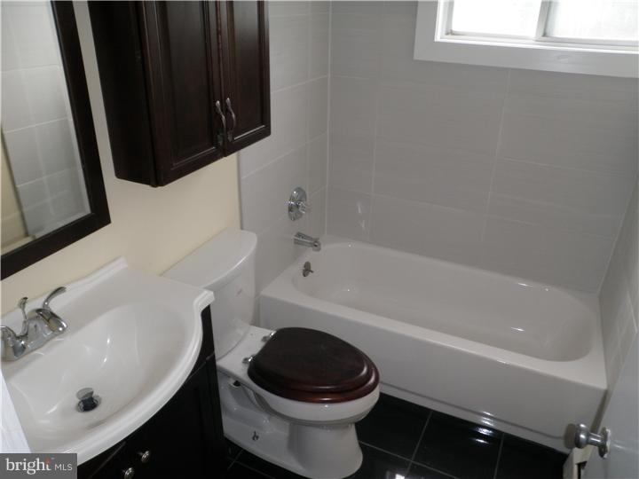 1250 Thomson Road Abington, PA 19001 - Photo 6 of 6 Gallery Image 6