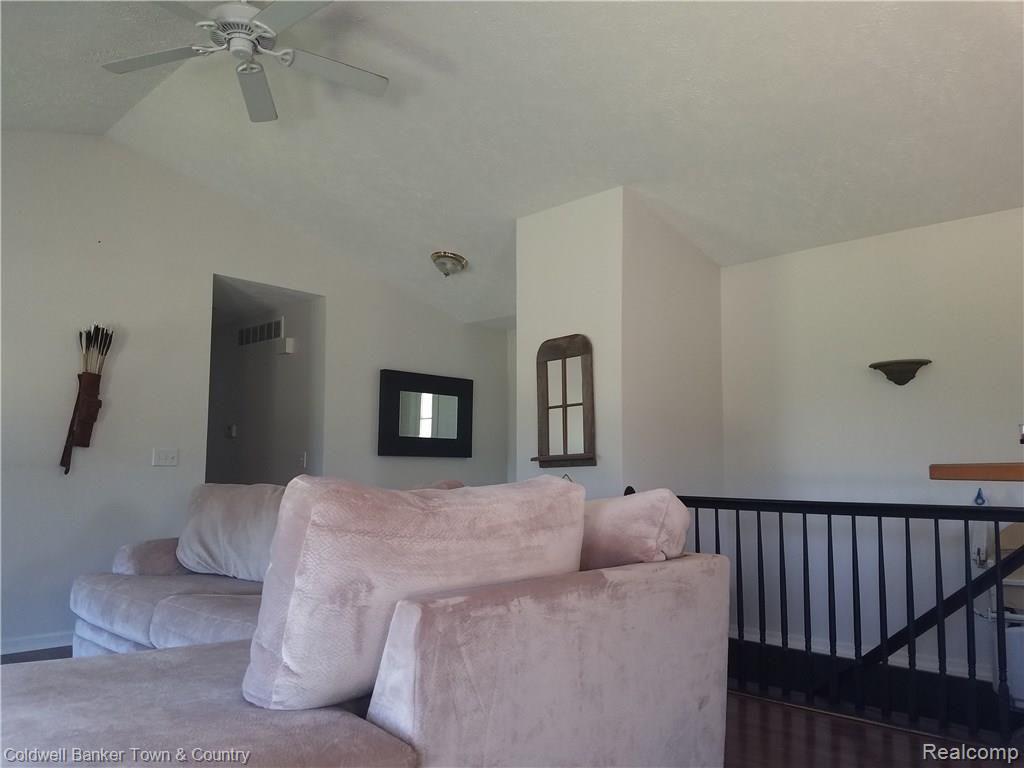 4843 Fisher Road Howell, MI 48855 - Photo 6 of 47 20160518_115852.jpg
