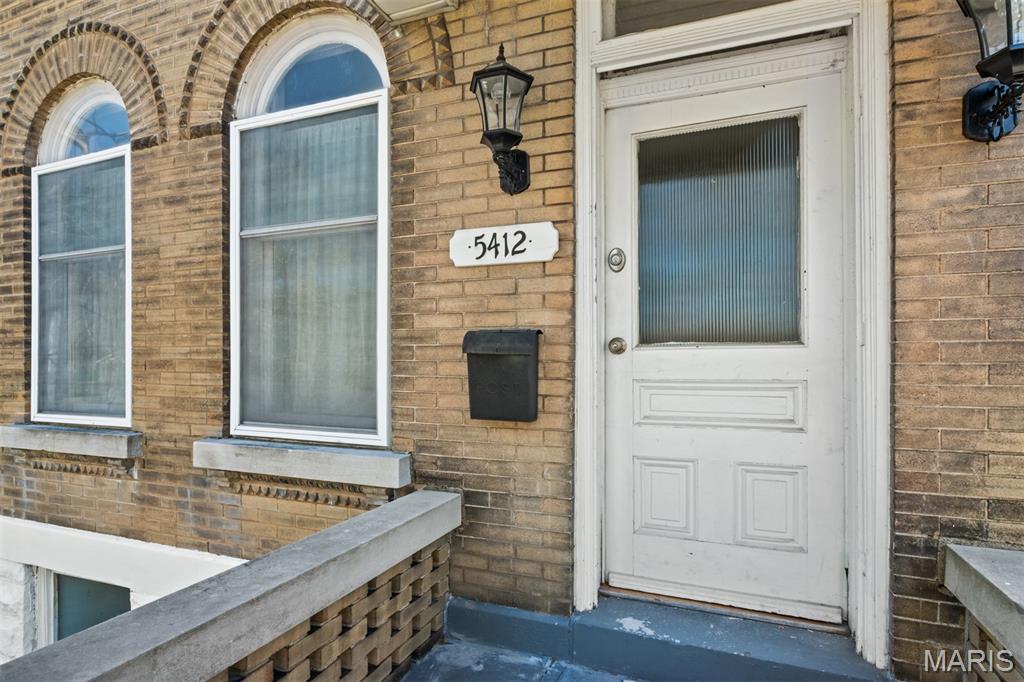 5412 Reber Place St. Louis, MO 63139 - Photo 3 of 24