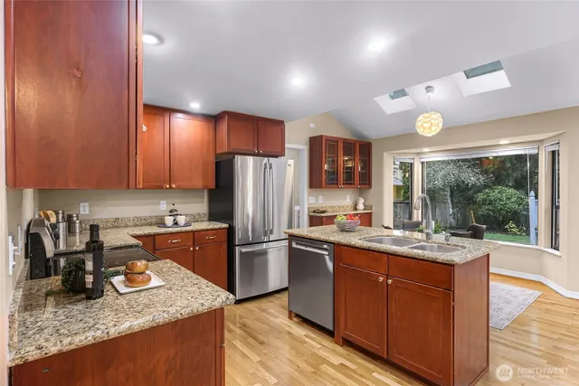 $1,699,950 | 16828 Northeast 18th Street, Bellevue, WA 98008