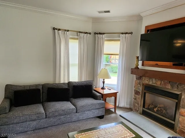 $424,900 | 4-21 Maple Crescent, Unit 11, Vernon, NJ 07462