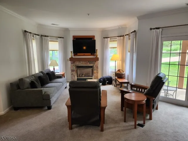 $424,900 | 4-21 Maple Crescent, Unit 11, Vernon, NJ 07462