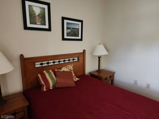 $424,900 | 4-21 Maple Crescent, Unit 11, Vernon, NJ 07462