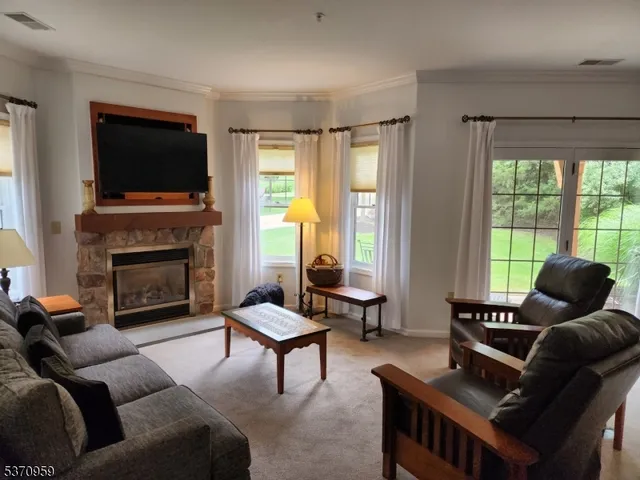 $424,900 | 4-21 Maple Crescent, Unit 11, Vernon, NJ 07462