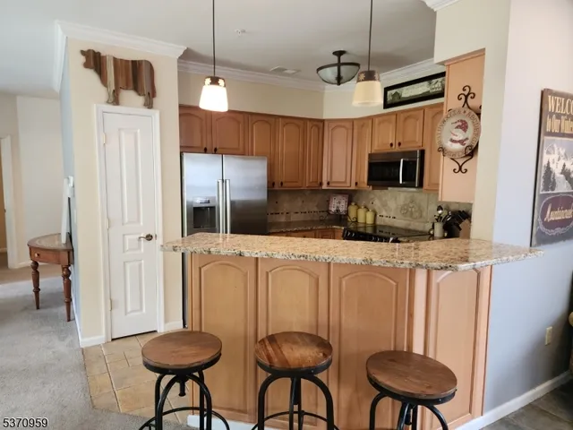 $424,900 | 4-21 Maple Crescent, Unit 11, Vernon, NJ 07462