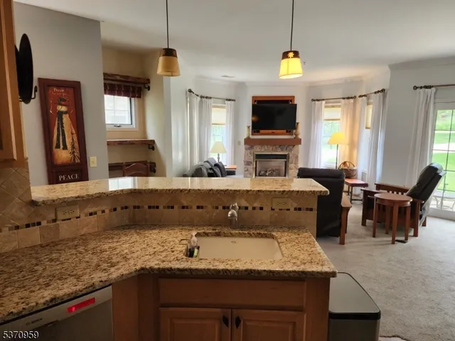 $424,900 | 4-21 Maple Crescent, Unit 11, Vernon, NJ 07462