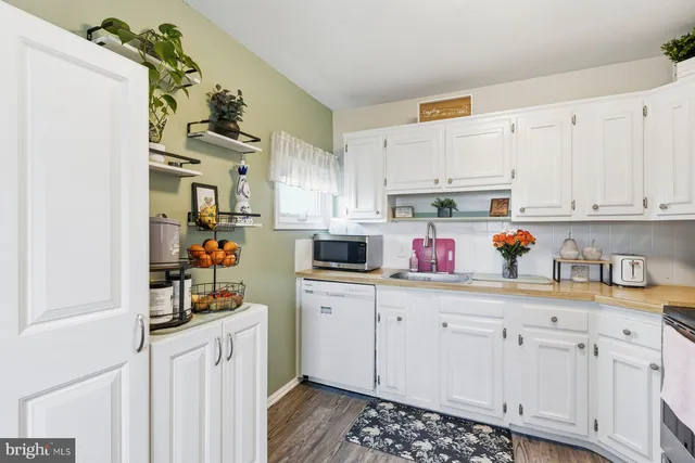 $315,000 | 140 North County Line Road, Souderton, PA 18964