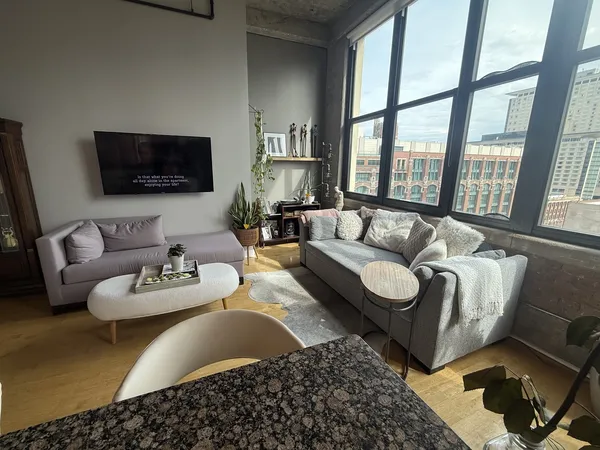 $2,100 | 320 East 21st Street, Unit 816, Chicago, IL 60616
