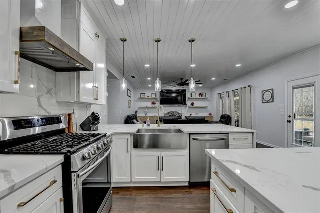 $450,000 | 3667 Nina Court Southeast, Loganville, GA 30052