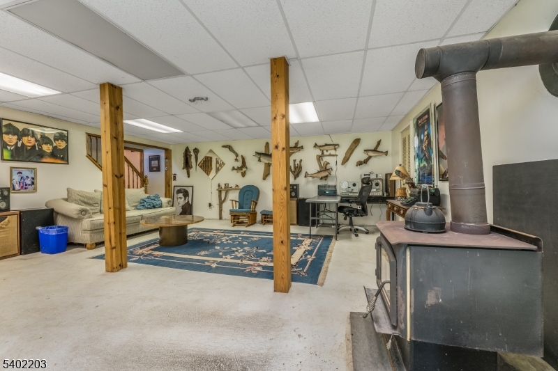 20 South Polktown Road Hampton, NJ 08827 - Photo 18 of 44 a view of a room with gym equipment