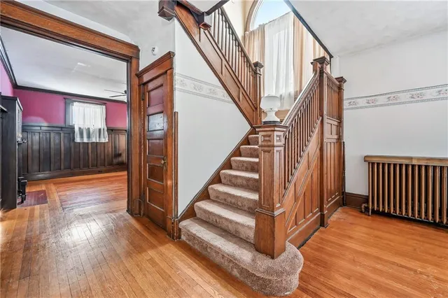 $105,000 | 362 South Oakland Avenue, Sharon, PA 16146