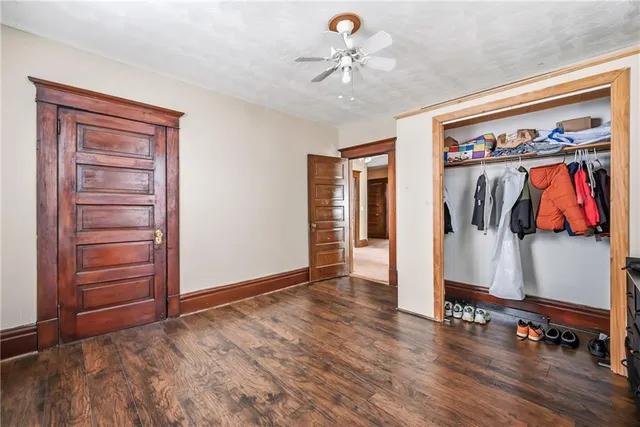 $105,000 | 362 South Oakland Avenue, Sharon, PA 16146