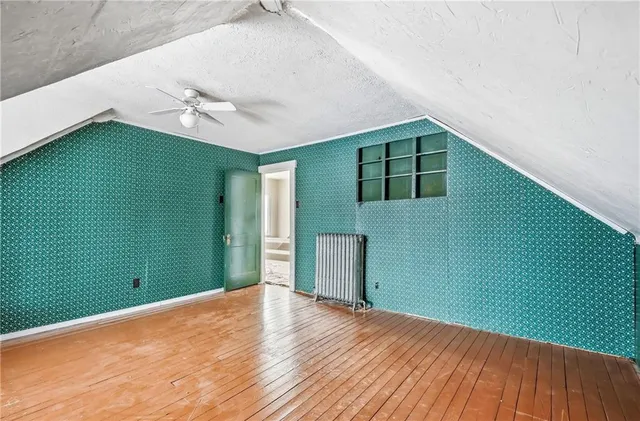 $105,000 | 362 South Oakland Avenue, Sharon, PA 16146