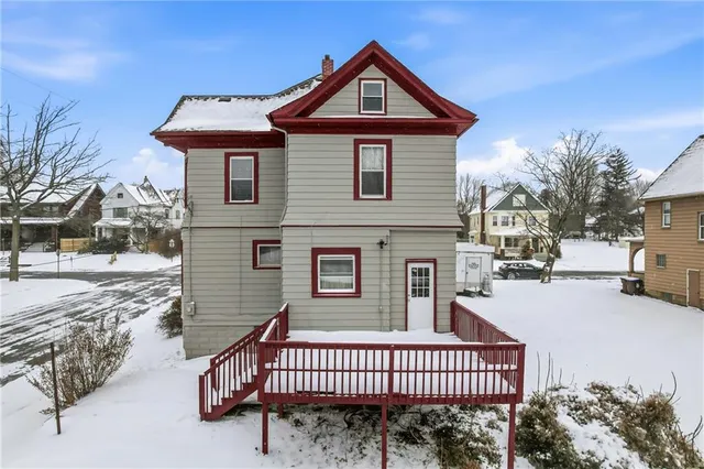 $105,000 | 362 South Oakland Avenue, Sharon, PA 16146