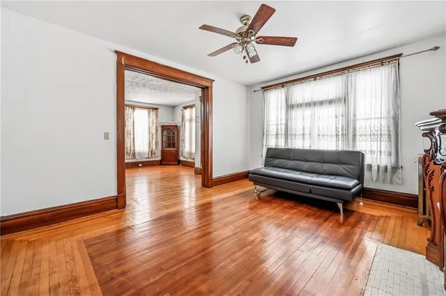 $105,000 | 362 South Oakland Avenue, Sharon, PA 16146