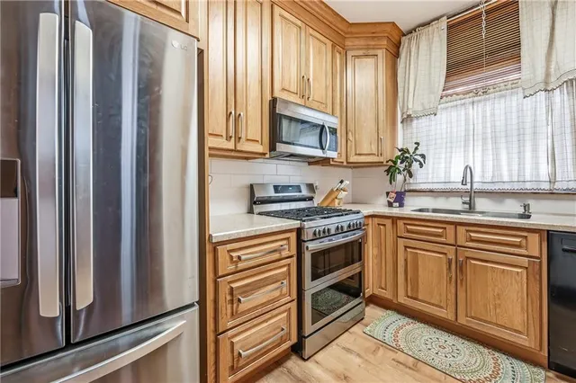 $105,000 | 362 South Oakland Avenue, Sharon, PA 16146