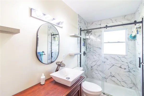 $309,000 | 1211 North Cedarcrest Drive, Independence, MO 64056