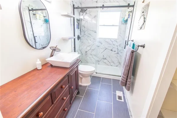 $309,000 | 1211 North Cedarcrest Drive, Independence, MO 64056