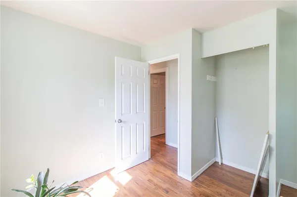 $309,000 | 1211 North Cedarcrest Drive, Independence, MO 64056
