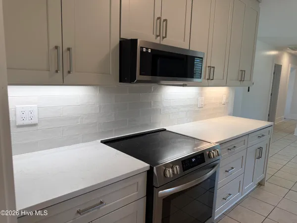 $2,000 | 4707 Trent Woods Drive, Trent Woods, NC 28562