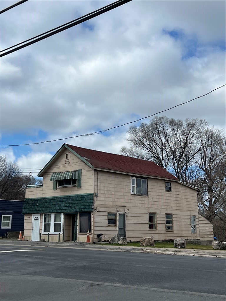 598 Ridge Road, Unit 2 Webster, NY 14580 - Photo 2 of 32