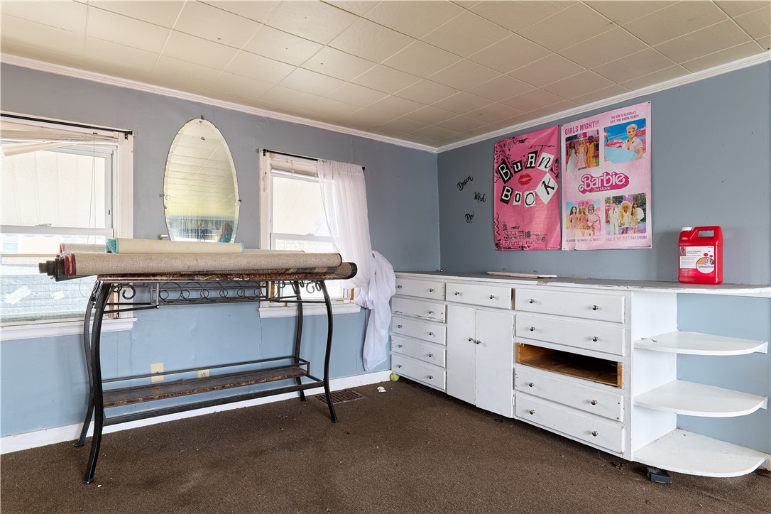 598 Ridge Road, Unit 2 Webster, NY 14580 - Photo 23 of 32 Upper Level Great Room/ Flex Space