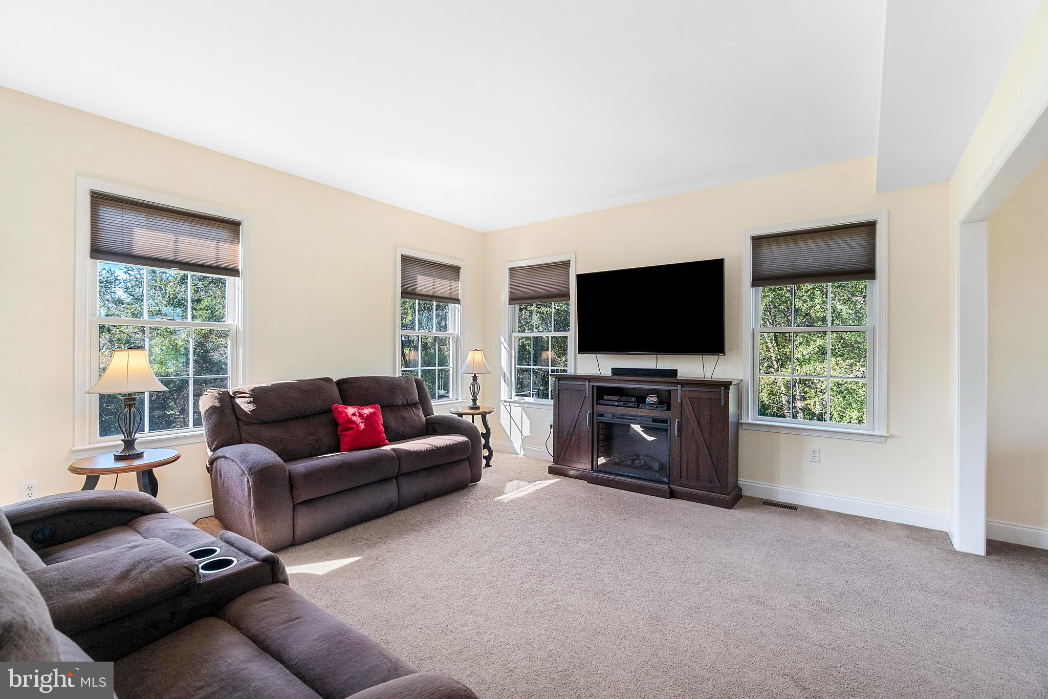 3696 Emory Church Road Street, MD 21154 - Photo 14 of 56 Bright Family Room With 4 Windows