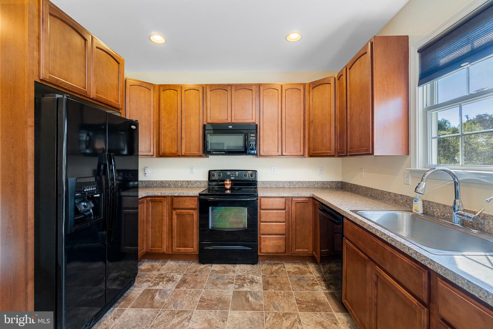 3696 Emory Church Road Street, MD 21154 - Photo 18 of 56 42" Cabinets